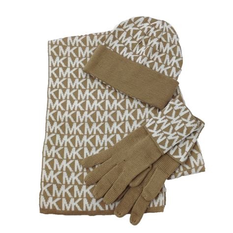 Michael Kors Cable Knit Scarf & Hat Set 